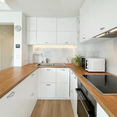 Nice Apartment In Oostende With Wifi アパート